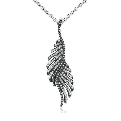 Majestic Feathers Necklace